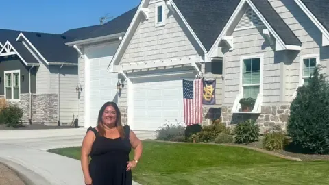 Might the American Fed Rate Reduction Stimulate the Housing Market?